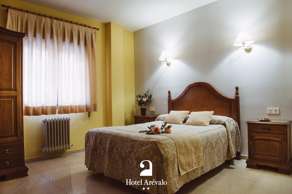 Hotel Arevalo Куэнка Номер фото