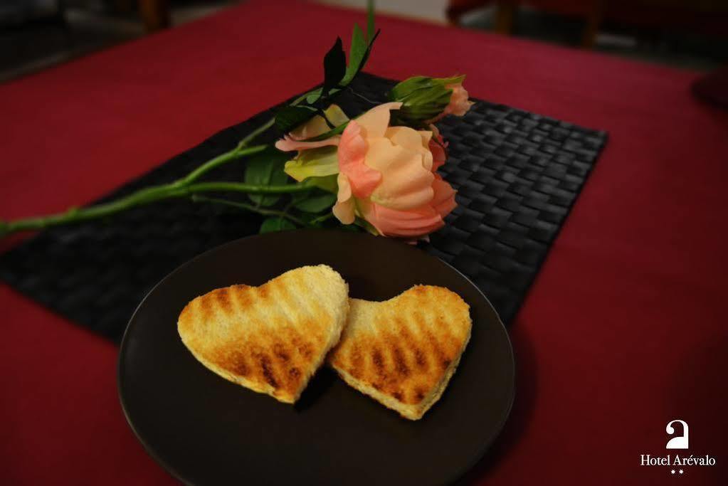 Hotel Arevalo Куэнка Экстерьер фото